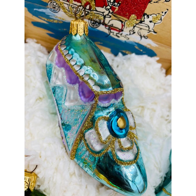 Late 20th Century Polonaise Collection Cinderella Hand Blown Glass Ornament Set in Original Box - Set of 4 For Sale In Los Angeles - Image 6 of 13