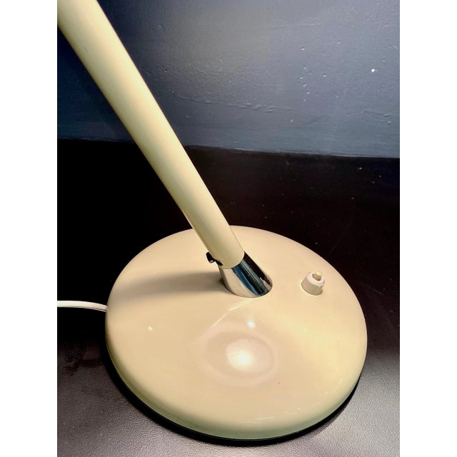 Italian 1950s Enameled Desk/Table Lamp For Sale In New York - Image 6 of 9