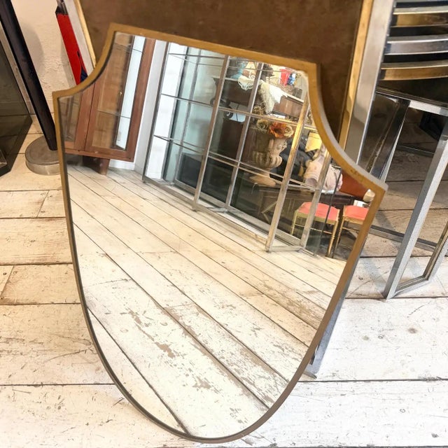 1950s Gio Ponti Style Mid-Century Modern Brass Shield Italian Wall Mirror For Sale - Image 10 of 14