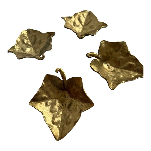 Vintage Brass Set of 4 Oak Leaf Catchall Plates or Ash Trays For Sale
