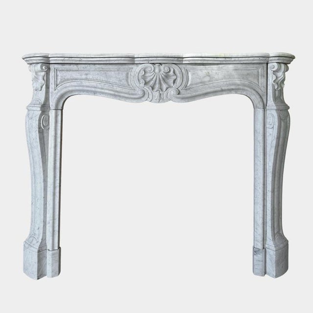1980s Vintage French Louis XV Marble Fireplace Mantel, 1980 For Sale - Image 5 of 6