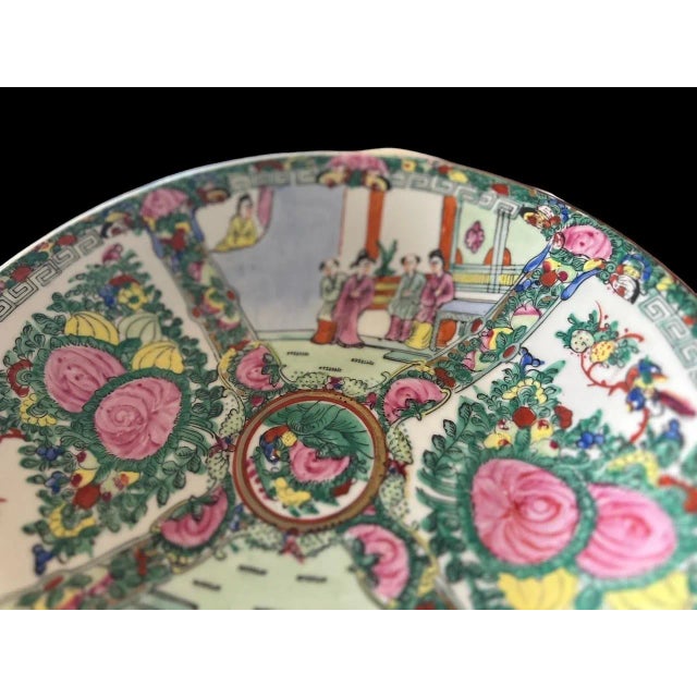 Rose Mid 20th Century Vintage Chinese Export Rose Medallion Porcelain Bowl For Sale - Image 8 of 10