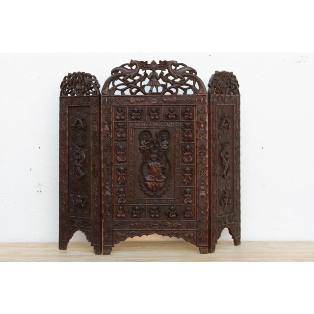 Early 20th Century Sino Tibetan Carved Altar Screen For Sale In Los Angeles - Image 6 of 10