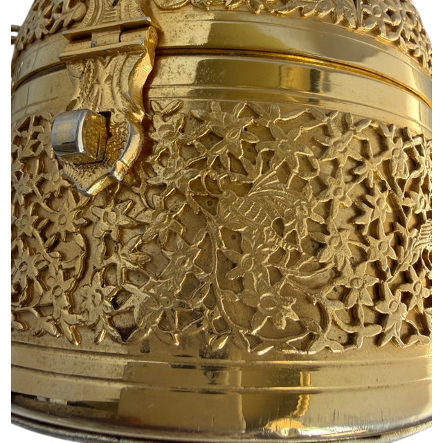 1980s 80s Judith Leiber Shoulder Bag Filigree Gold Plate Metal Embossed Evening Bag Floral Vintage For Sale - Image 5 of 9