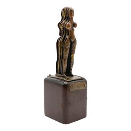 Example of Models and Figurines