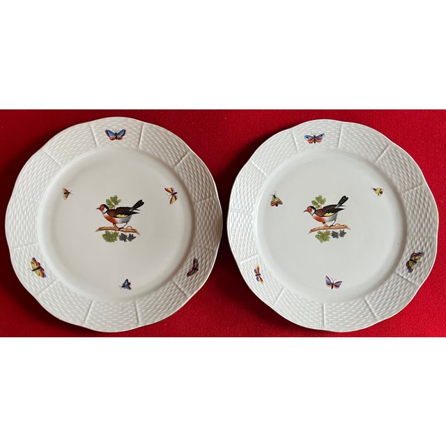 Mid 20th Century Herend Porcelain Dinner Plates Decorated With Birds, Butterflies and Insects With Basketweave Rim - Set of 8 For Sale - Image 5 of 11