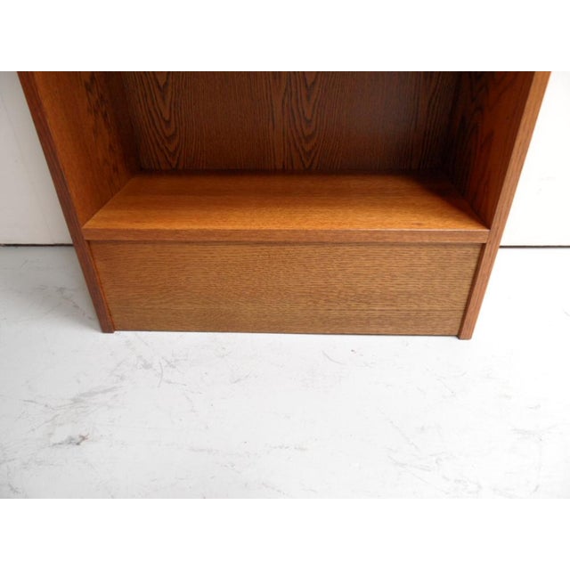 Vintage Oak Open Bookcase, 1960s, in Very Good conditions. Designed 1960 to 1969