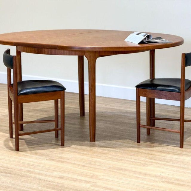 Mid-Century Dunvegan Extendable Teak Dining Table and Chairs by Tom Robertson for McIntosh, Set of 5 For Sale - Image 14 of 18