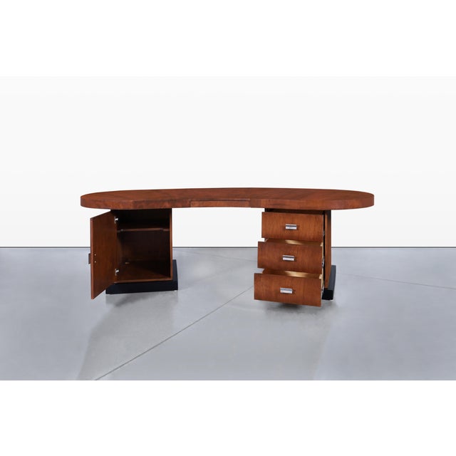 Mid-Century Modern Sculptural Biomorphic Walnut Executive Desk For Sale In Los Angeles - Image 6 of 14