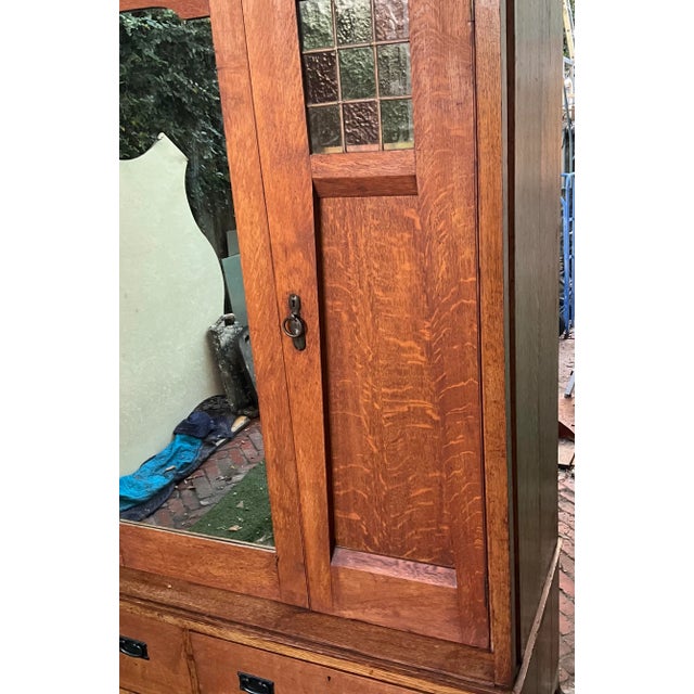 1900 - 1909 English Arts and Crafts Oak Wardrobe Cabinet Harris Lebus, London, C. 1900 For Sale - Image 5 of 17