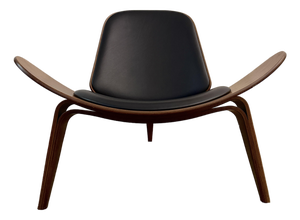 Hans Wegner Mid-Century Modern Shell Chair for Carl Hansen & Son, Denmark