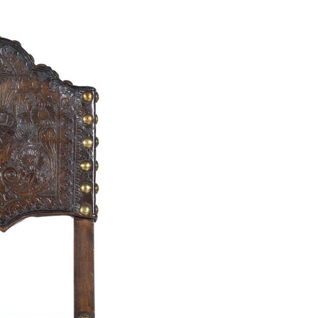 17th Century Chair in Walnut For Sale - Image 4 of 6