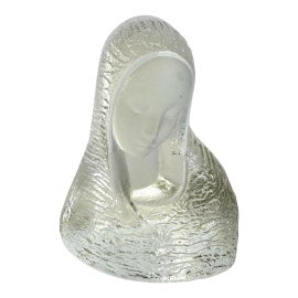 Example of Viking Glass Company Models and Figurines