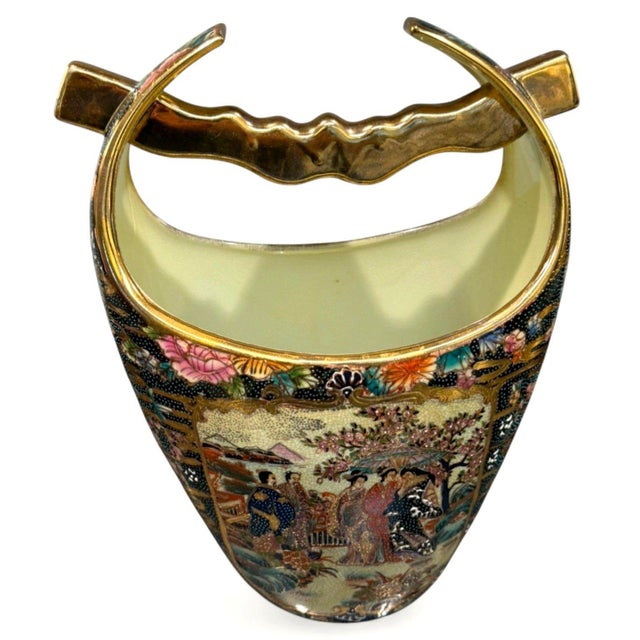 Vintage Chinese Famille Rose Rose Medallion Porcelain Basket Vase Gilt 12" For Sale In Dallas - Image 6 of 10