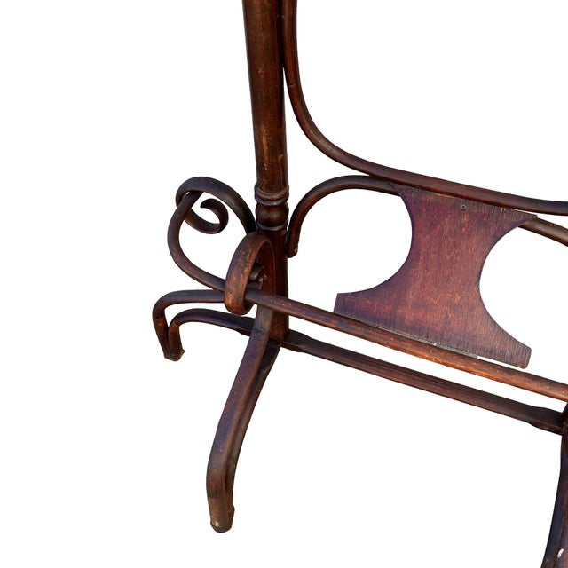 Brown 1900s Rare Vienna Secession Bent Oak Hall Tree W/ Mirror by D. G. Fischel & Sons For Sale - Image 8 of 9