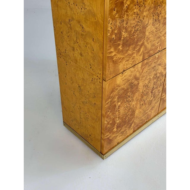 Exclusive Lacquered Burlwood and Brass Bar Cabinet, 1970s For Sale - Image 4 of 15