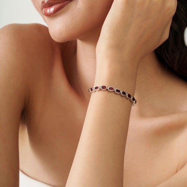 Classic Red Garnet Bezel Set Bracelet in 925 Sterling Silver For Sale - Image 6 of 12