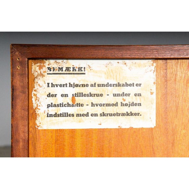 Mid-Century Chest of Drawers For Sale - Image 15 of 17