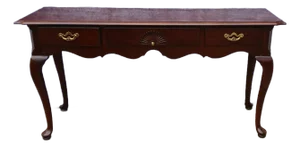 Thomasville Queens Anne Style Mahogany Sofa Table