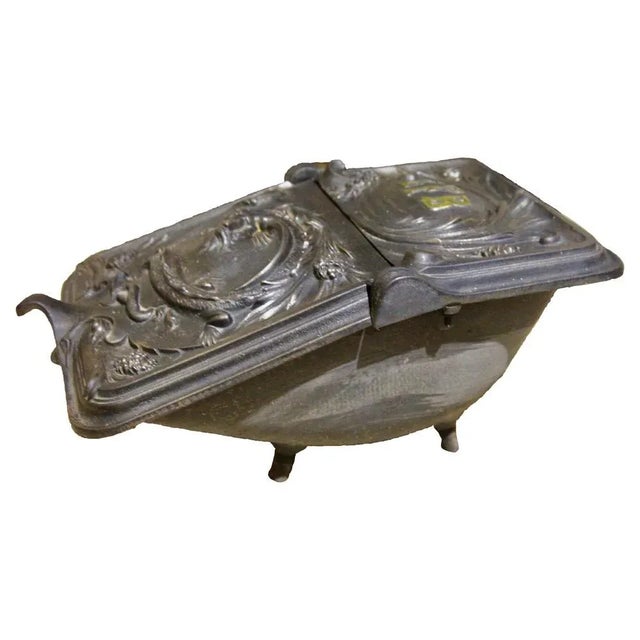 Cast Iron Foundry Foubrux or Coal Scuttle, Belgium, 1900s For Sale - Image 12 of 12