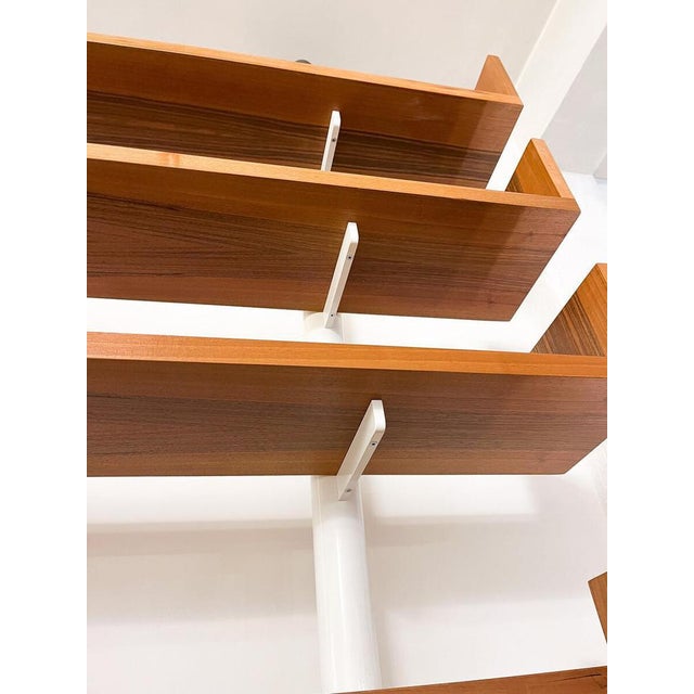 Wood Large Model 795 Bookcase by Carlo Scarpa for Bernini, Italy, 1980s For Sale - Image 7 of 9