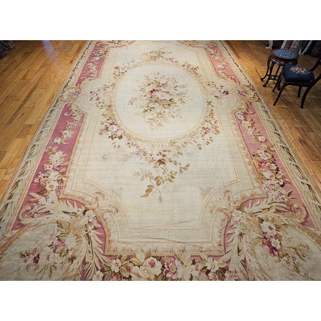Antique French Aubusson Rug, Handwoven Wool, Floral Pattern, Ivory & Pale Green, 12' X 18' For Sale - Image 17 of 17