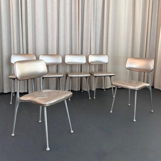 Mid-Century Modern "Gazelle" Aluminum Dining Chairs by Shelby Williams For Sale In New York - Image 6 of 10