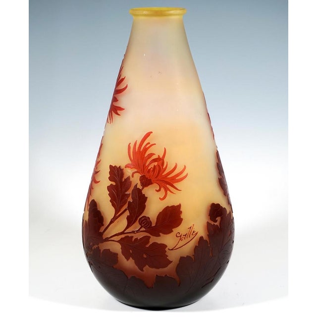 Large Art Nouveau Dahlias Cameo Vase by Emile Gallé, Nancy, France, 1910s For Sale - Image 3 of 7