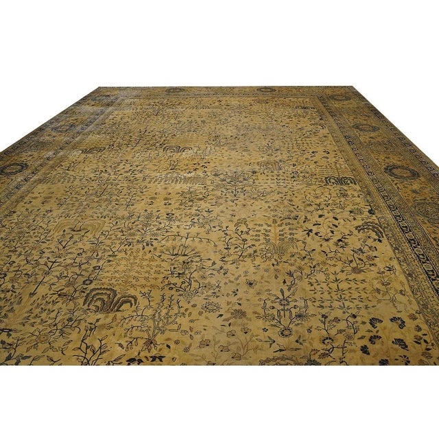 Early 20th Century Indian Lahore Carpet ( 12'6" x 24 - 381 x 732 )