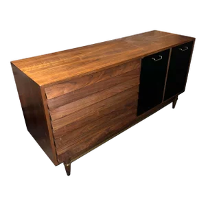 Mid 20th Century Mid-Century Modern Merton L. Gershun American of Martinsville Walnut Dresser