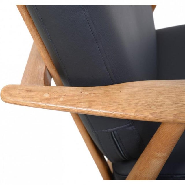 Black GE240 Cigar Chair in Oak by Hans J. Wegner, 1980s For Sale - Image 8 of 18
