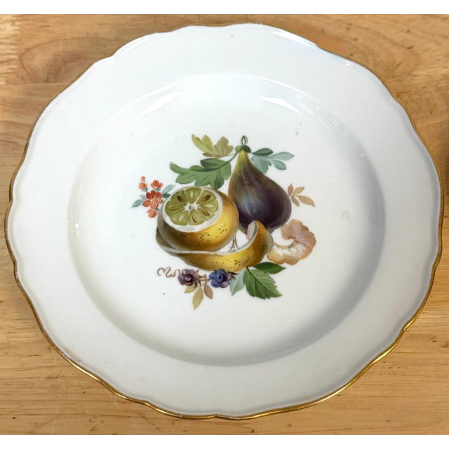 Pair 19th Century Meissen Hand-Painted Fruit Cabinet Plates Gilt Scalloped Edges For Sale - Image 9 of 11