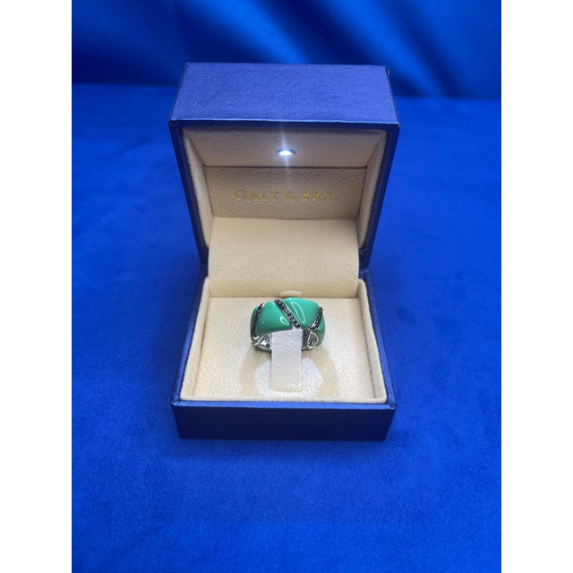 Black Diamond Green Enamel Eternity Band 18 Karat White Gold Unique Italian Ring, Size 5 For Sale - Image 10 of 18