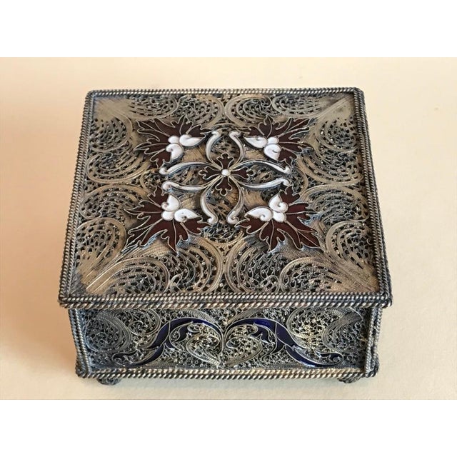 Portuguese Silver Filigree and Enamel Box with Gold Wash For Sale - Image 4 of 12