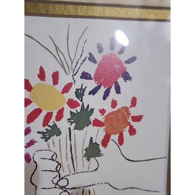 Pablo Picasso Vintage Pablo Picasso "Bouquet of Peace" (1958) Exhibition Print | Premium Metallic Ink, Rare Blue Plate-Signature in Ornate Gilt Rope-Twist Frame For Sale - Image 4 of 8