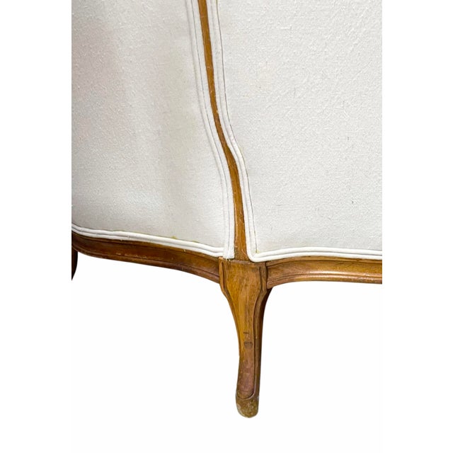 19th Century Louis XV-Style French Provincial Intricate Hand Carved Frame With Off White Upholstery For Sale - Image 10 of 12