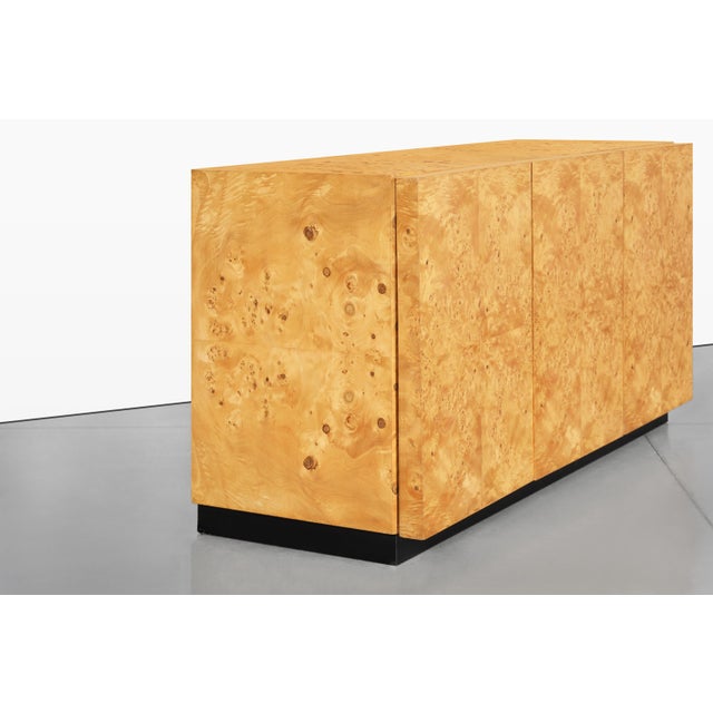 Dillingham Manufacturing Company Vintage Burl Wood Credenza by Arthur Umanoff for Dillingham For Sale - Image 4 of 13