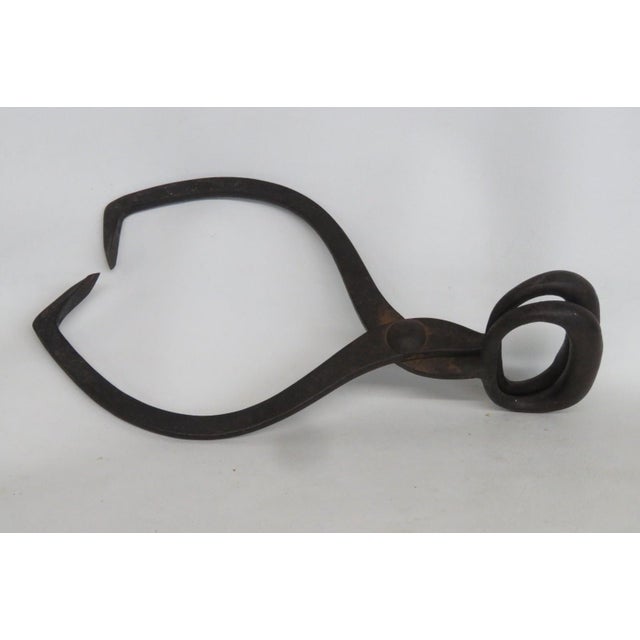 Early 1900s Cast Iron Ice Tongs Extra Large Rustic Handheld Icebox Tool 5125b For Sale - Image 4 of 9