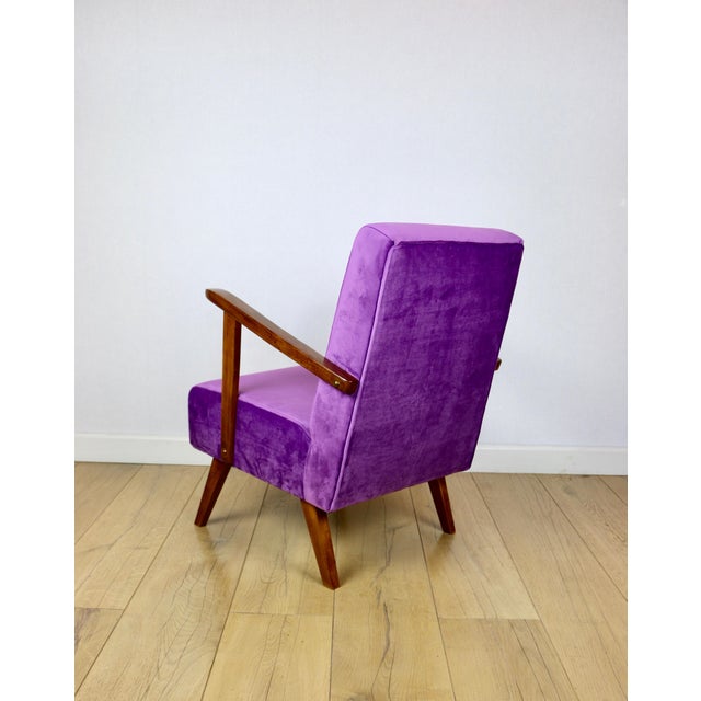 Vintage Loft Armchair in Purple Velvet, 1970 For Sale - Image 3 of 12