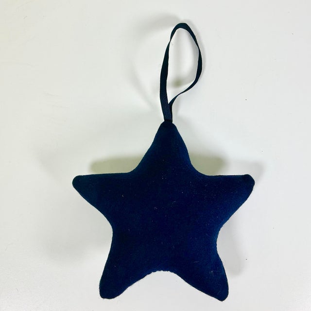 Textile 1990s Vintage Americana Arts & Crafts Patriotic Star Door Knob Hanger Holiday Accent - 4th of July For Sale - Image 7 of 8