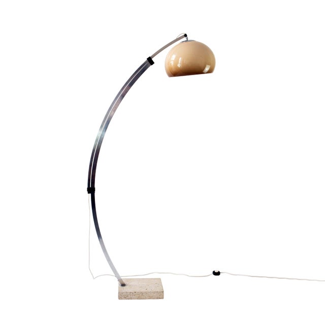 1970s Space Age Arc Floor Lamp with Travertine Base attributed to Goffredo Reggiani, Italy, 1970s For Sale - Image 5 of 11