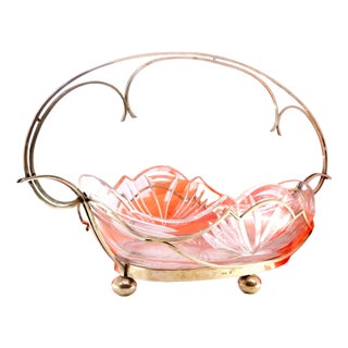 Fruit Bowl Centerpiece with Silver Structure, Cut Glass Core and Ball-Shaped Feet For Sale