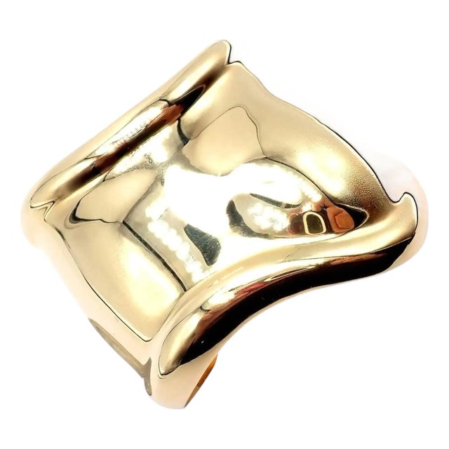 Late 20th Century Tiffany & Co. Peretti Yellow Gold Medium Bone Cuff Bracelet For Sale