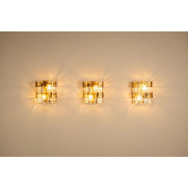 1970s LP277 Wall Lamps in Tobacco and Crystal Glass by Carlo Nason for Mazzega, Italy, 1970s, Set of 3 For Sale - Image 5 of 14