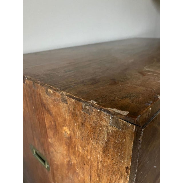 19th Century Military Campaign Chest of Drawers in Teak Wood and Brass For Sale - Image 10 of 12