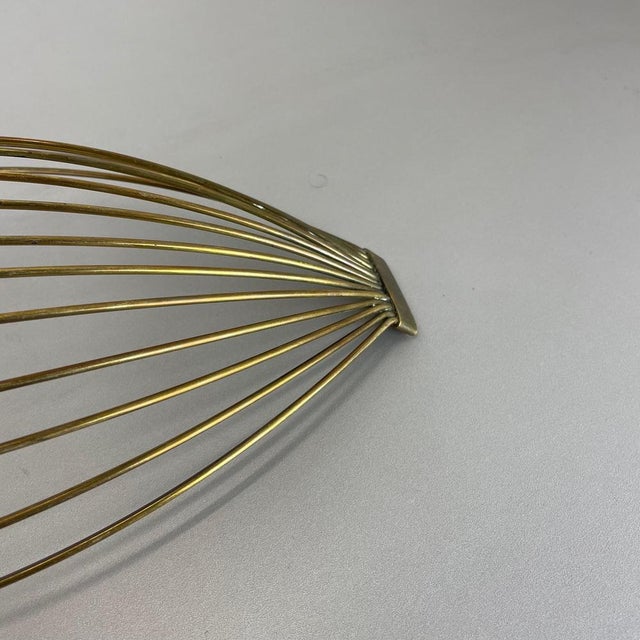Large Minimalist Brass Fruit Bowl Shell from Carl Auböck, Austria, 1950s For Sale - Image 17 of 18