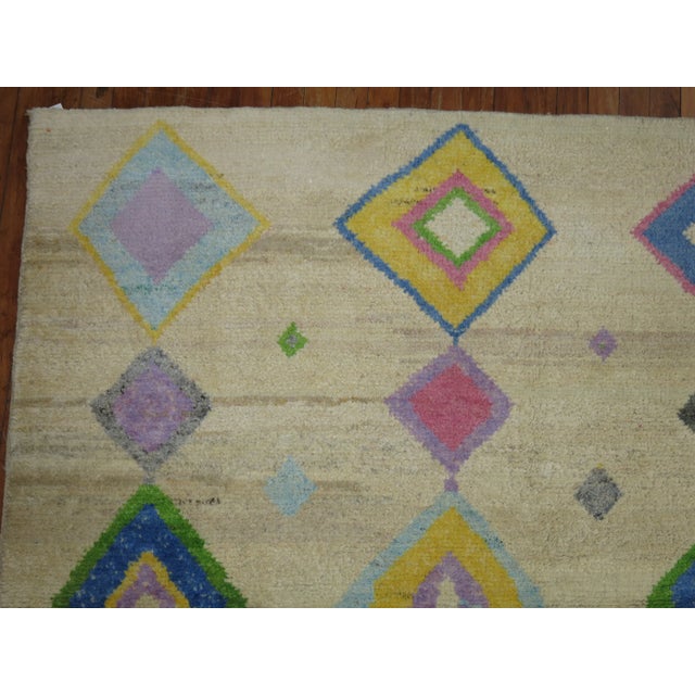 Colorful Vintage Inspired Tulu Rug, 8'7'' X 12'4'' For Sale In New York - Image 6 of 10