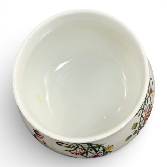 Ceramic Antique Sugar Bowl with Cover from Meissen, 1774 For Sale - Image 7 of 9