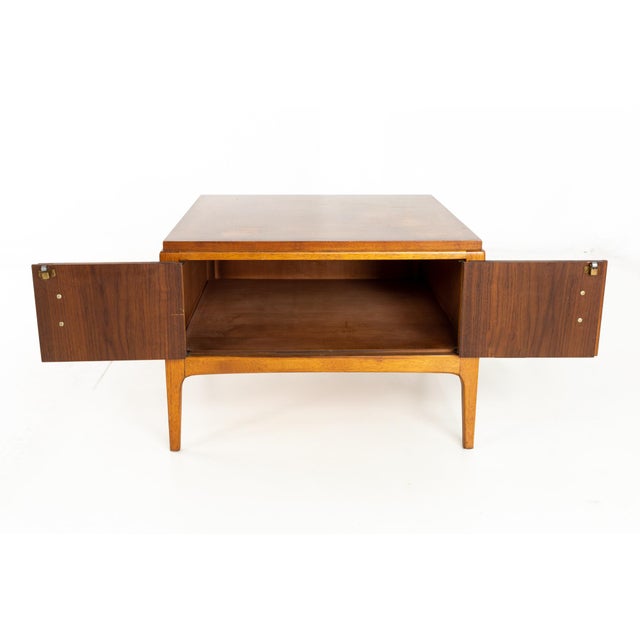 1960s Paul McCobb Style Lane Rhythm Mid Century Walnut Nightstand Side End Table For Sale - Image 5 of 7