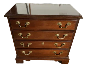1980s American of Martinsville Mahogany Chest